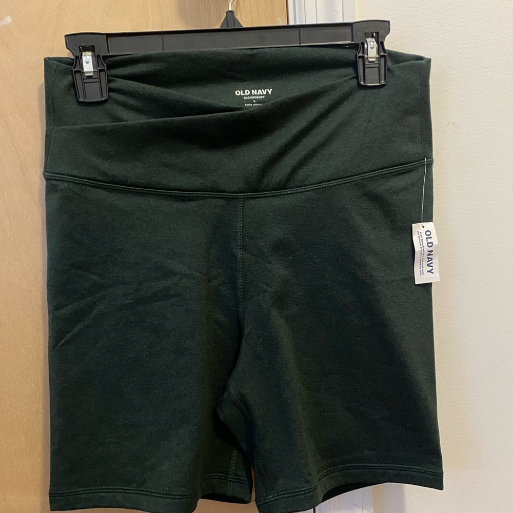 NWT Old Navy Women's Green Shorts
